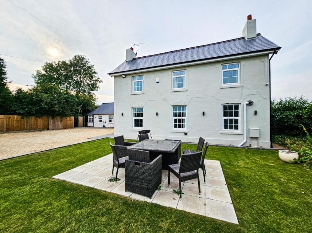 Granary Villa Kidderminster Exterior foto